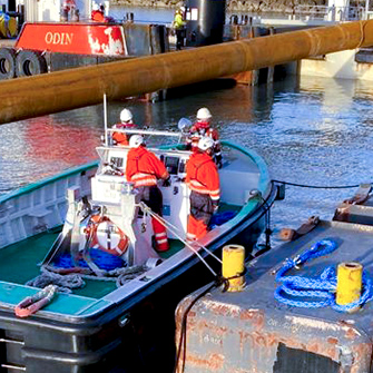 bateau-au-port